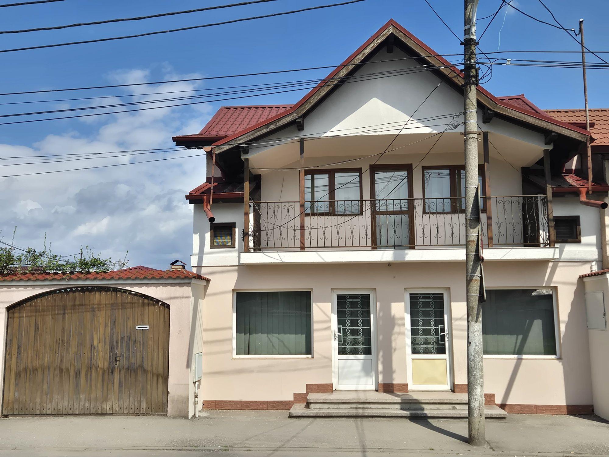 Închiriez casă cu etaj pentru activităţi comerciale, sediu firmă etc. - imagine 1