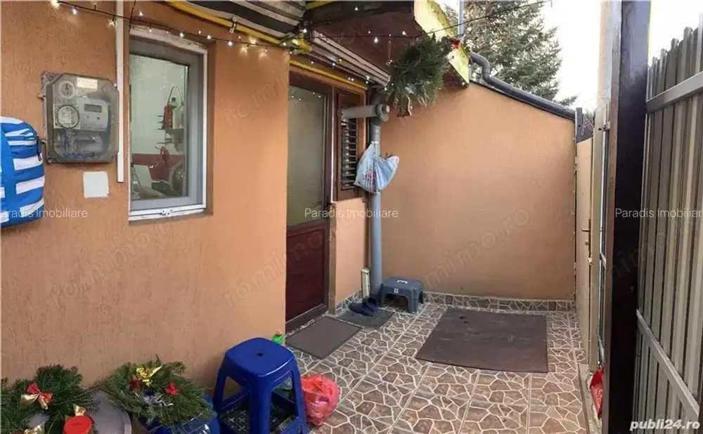 De vanzare casa 3 camere zona Damaroaia 2 bai, balcon deschis - imagine 1