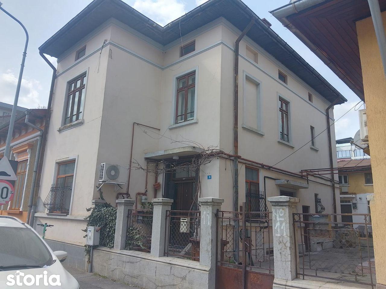 Casă stare excelenta cu 3 camere, Gara de Nord