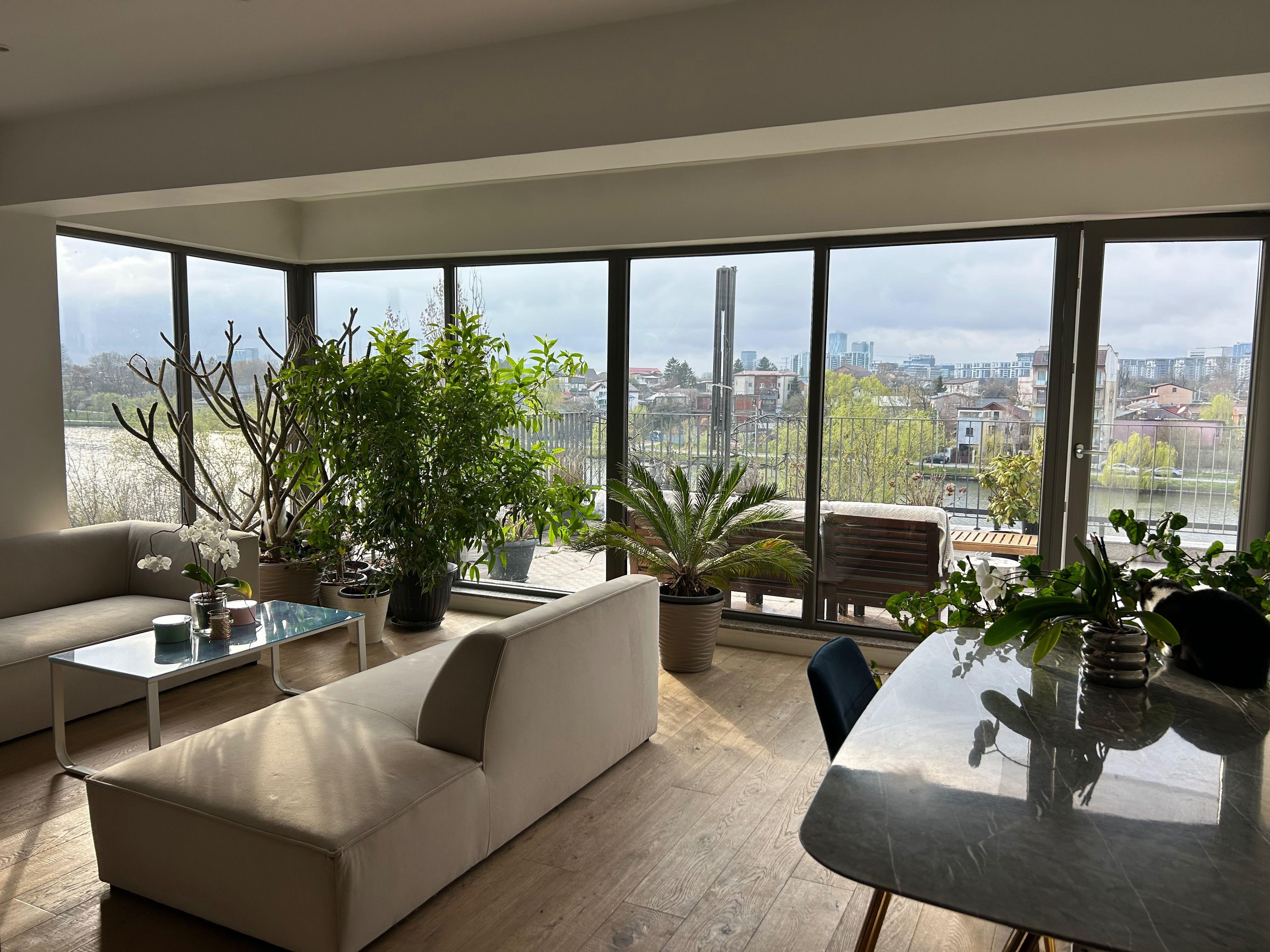 Proprietar. Vanzare apartament 3 camere pe malul lacului Plumbuita - imagine 1