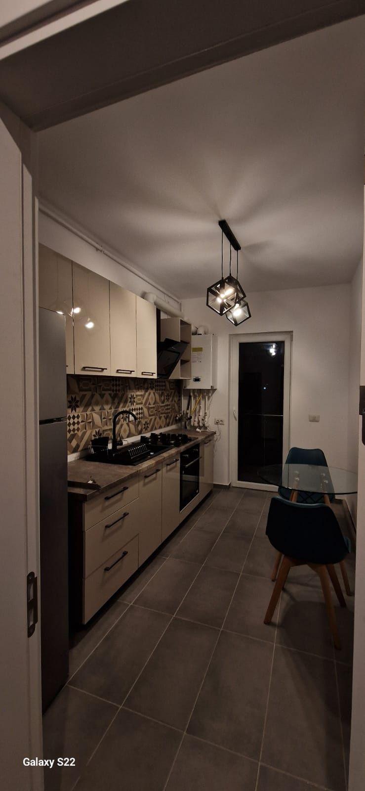 Inchiriez garsonieră 38mp utili 10minute metrou