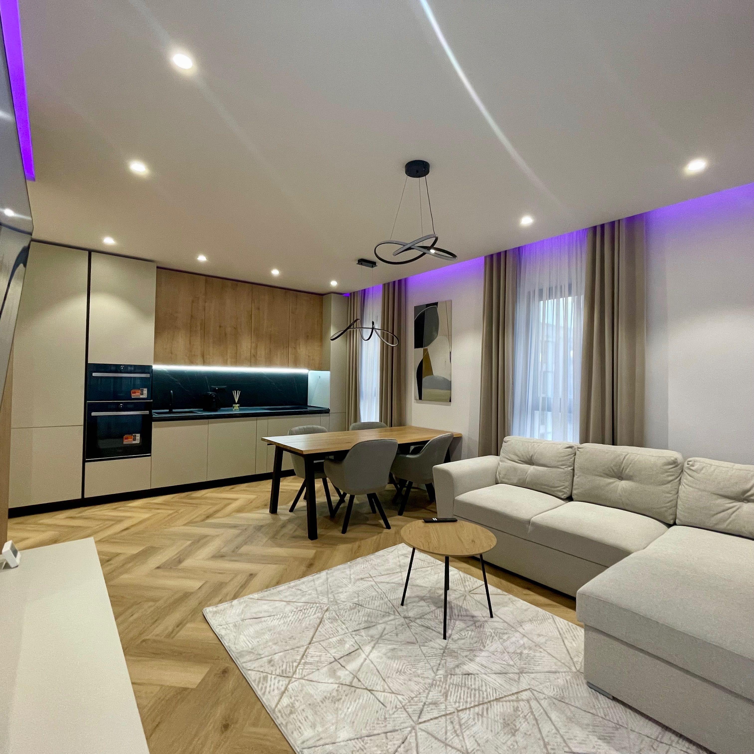 Închiriere apartament 3 camere Exigent Plaza Faza 5 - imagine 1