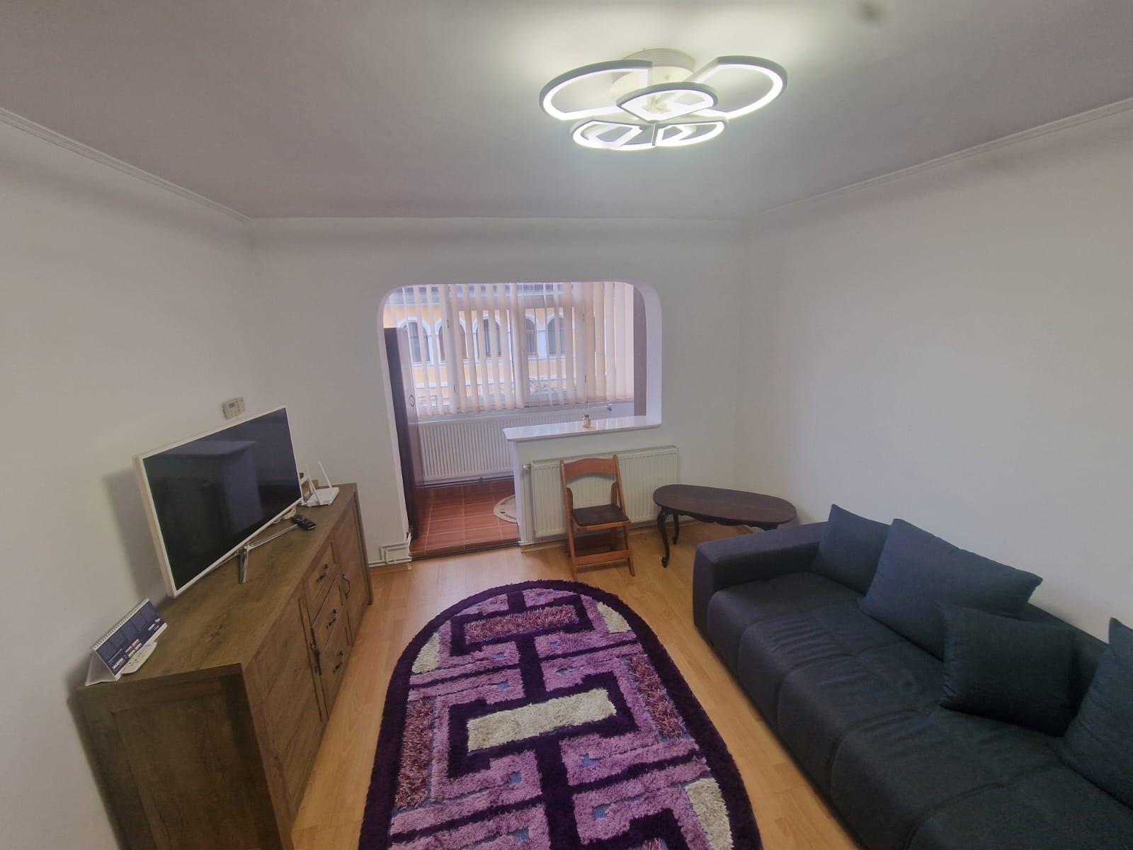 Garsoniera de inchiriat