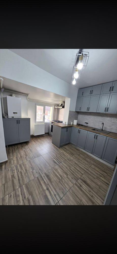 Apartament 4 camere centru - imagine 1