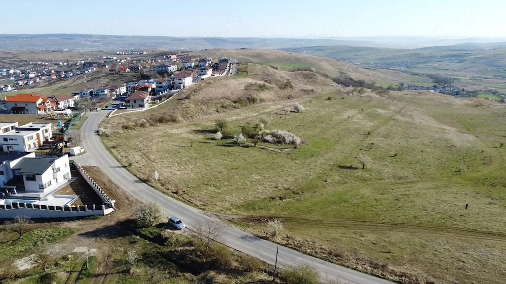 2 terenuri in Borhanci 3658 1568 mp2