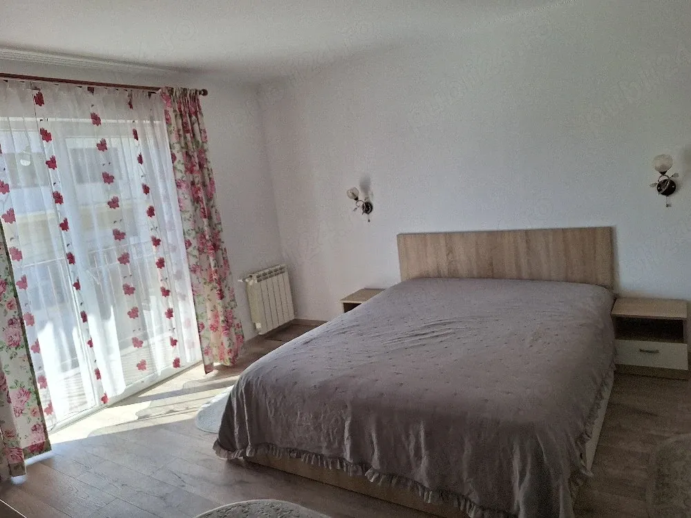 Inchiriez apartament doua camere