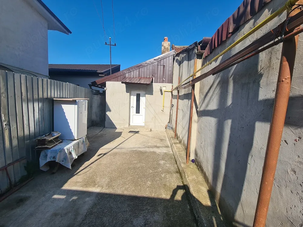 Casa particulara centrala - imagine 1