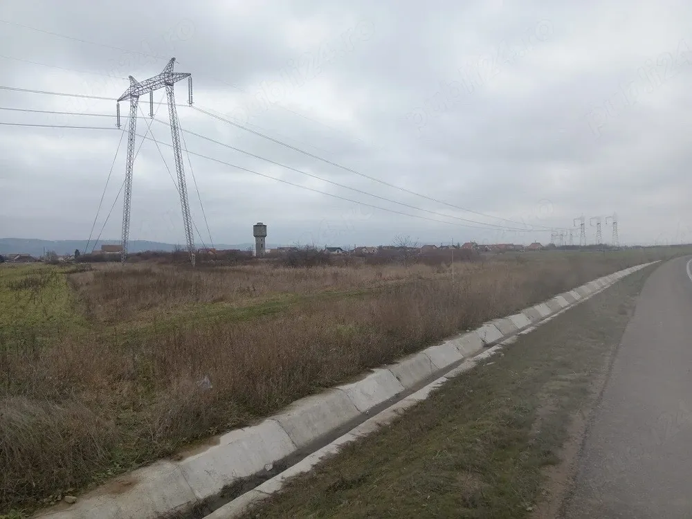 Teren intravilan Osorhei