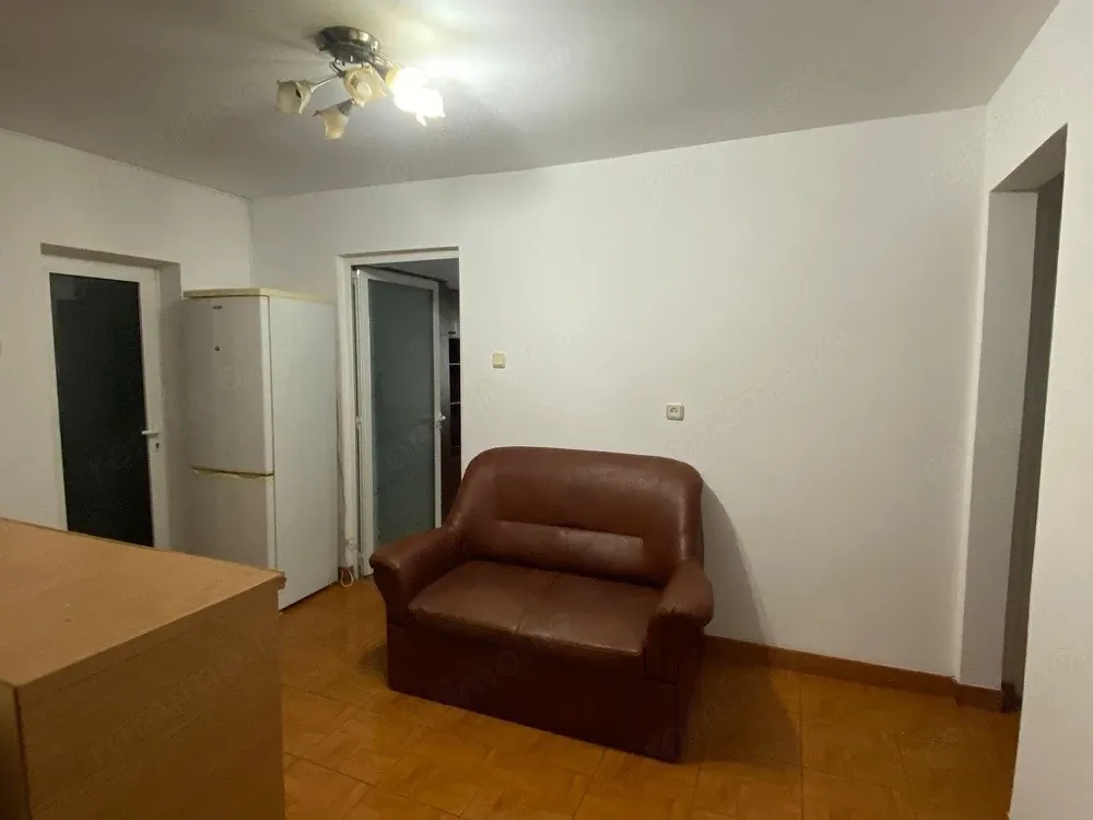 Apartament 2 camere de închiriat