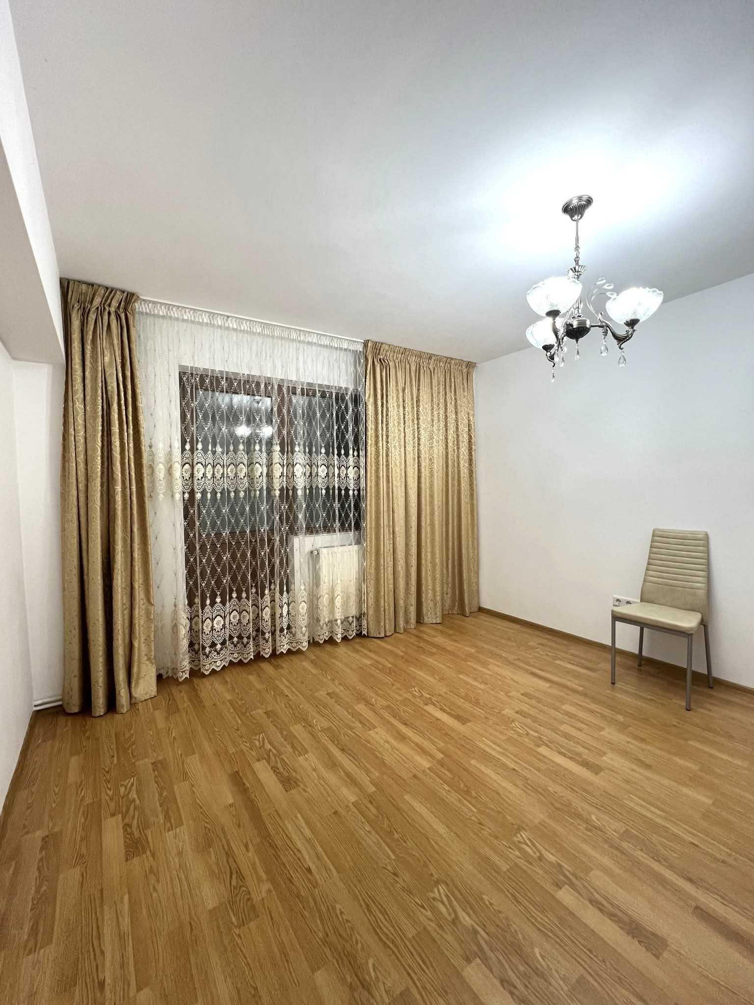 Apartament 2 camere decomandate – Micro 20, etaj 1, renovat