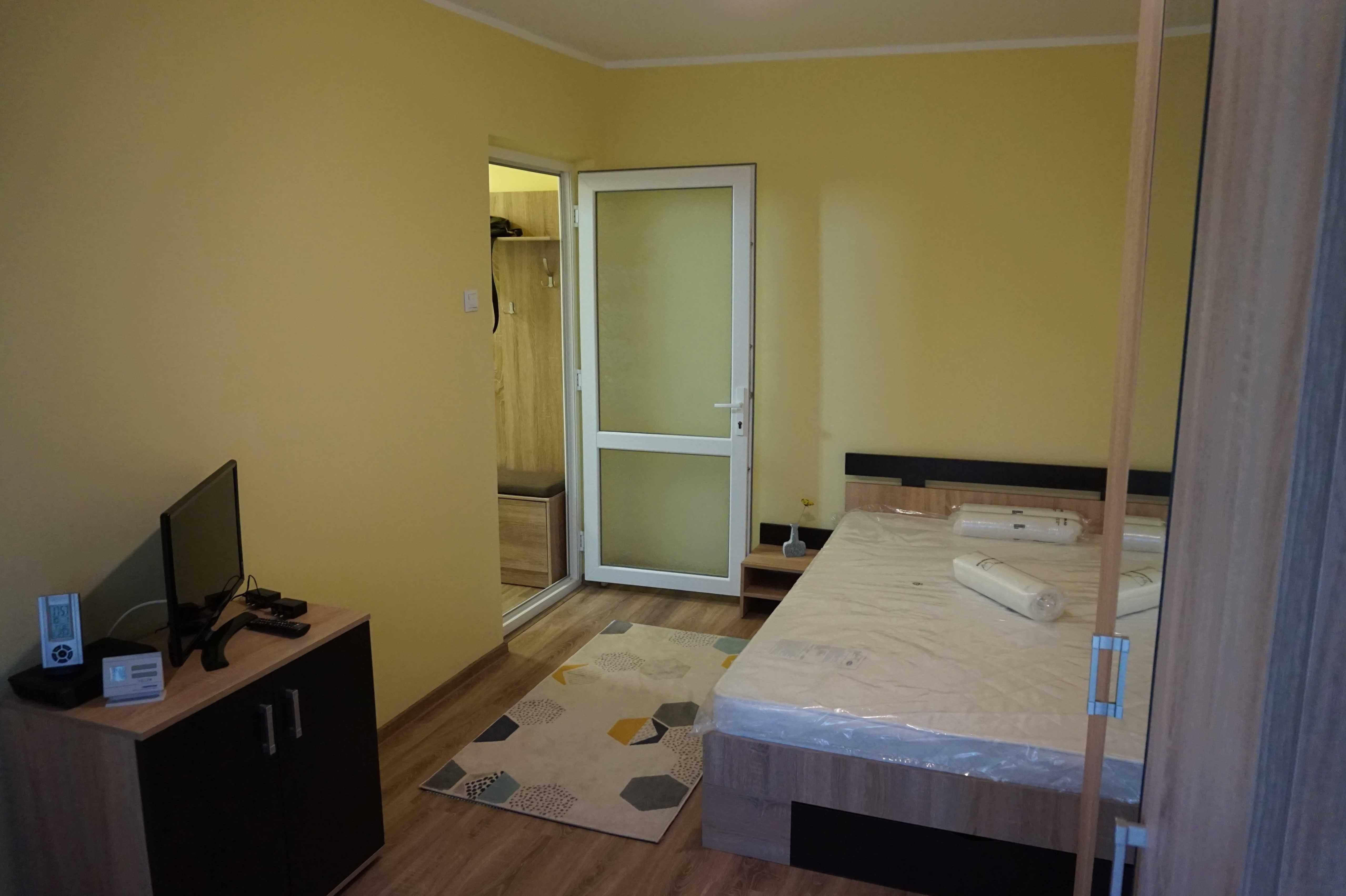 Apartament 1 camera bl.D2/Micro 40/Bd.MILCOV/Mall/et.3/4;CT/AC/NOU