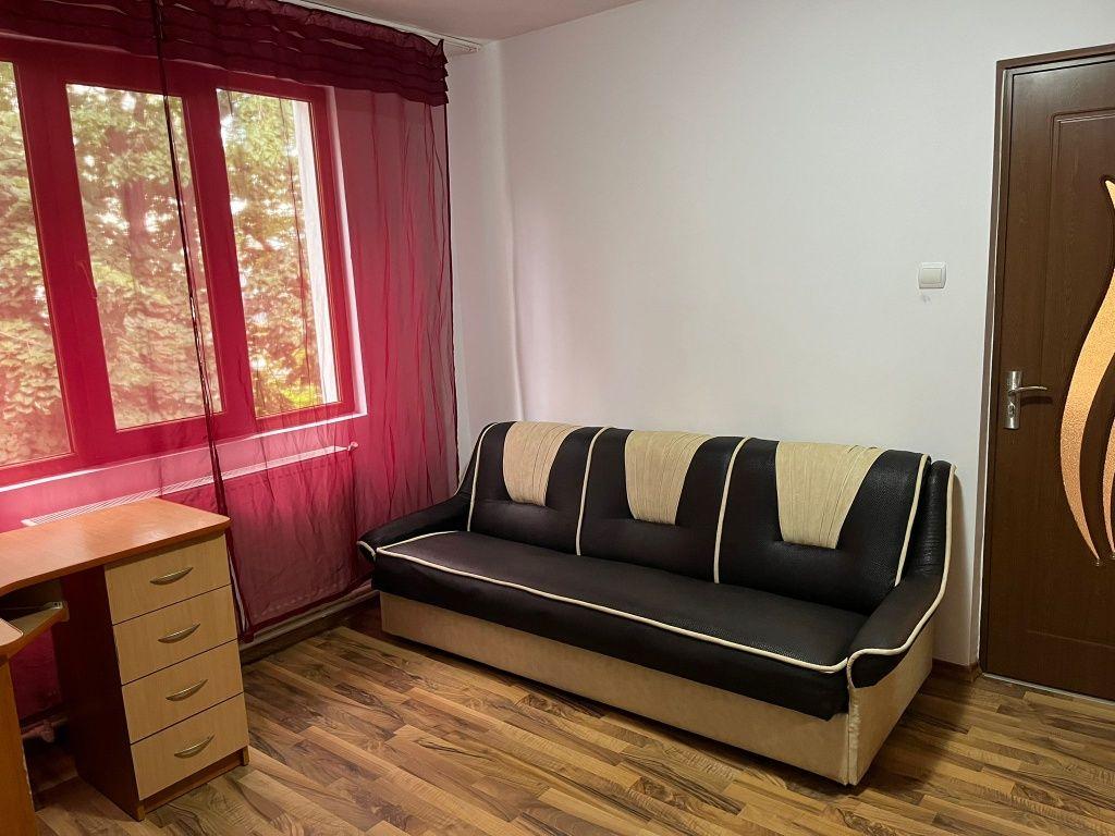 Închiriez apartament 2 camere mobilat utilat micro 19