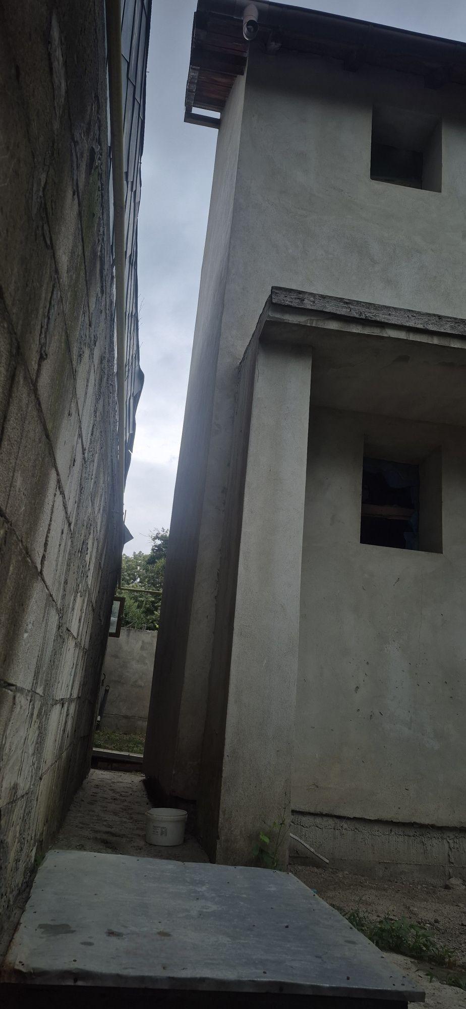 Casa la rosu în Galati,zona 0