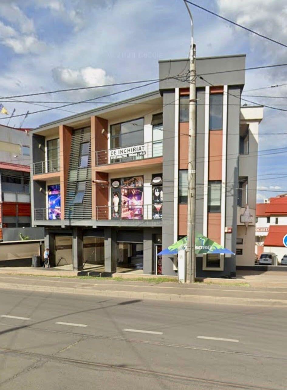 Inchirierez clădire multifuncțională ,3 niveluri,558 mp2 - imagine 1
