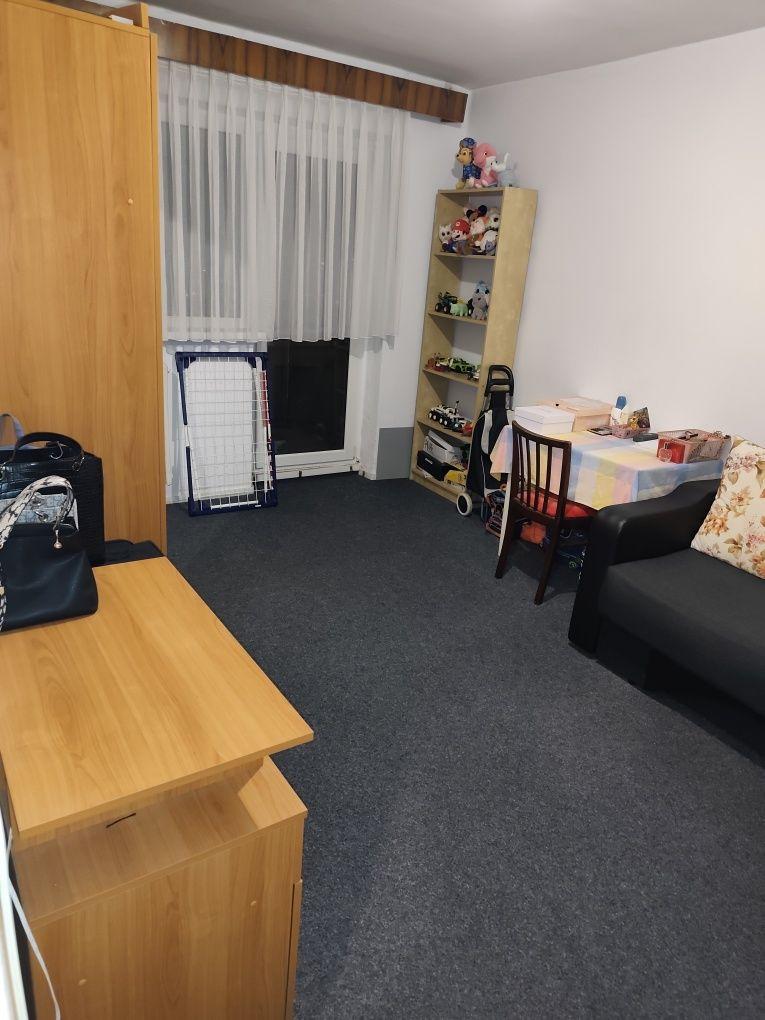 PF vând apartament decomandat in Manastur