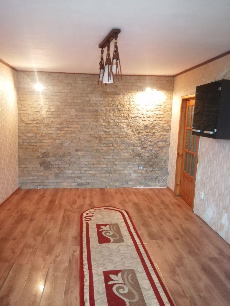 Apartament 4 camere - imagine 1