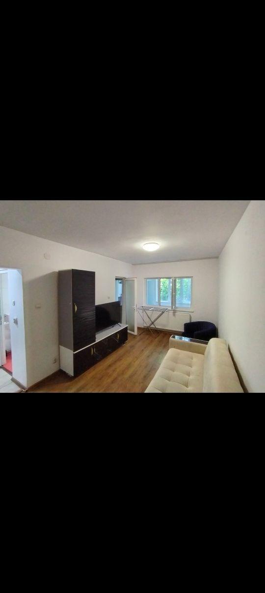 Închiriez garsonieră Calea Călărașilor