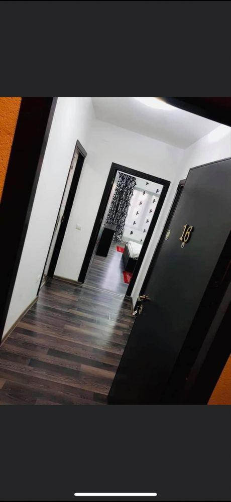 Inchiriez ap 2 camere 50 m bulevard