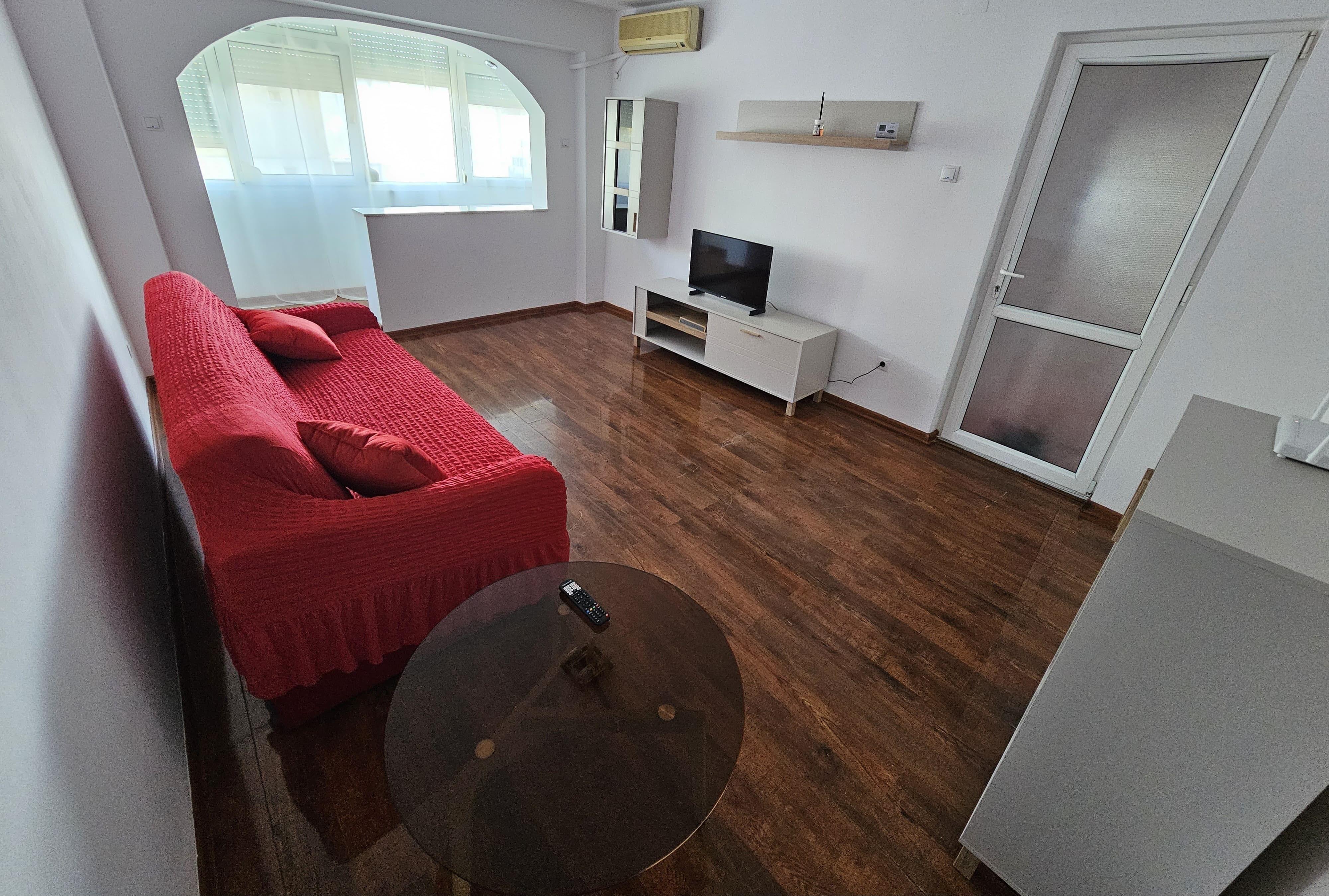 Radu-Negru/Vizirului/ Prima inchiriere, 3 camere/80mp/2bai hidromasaj