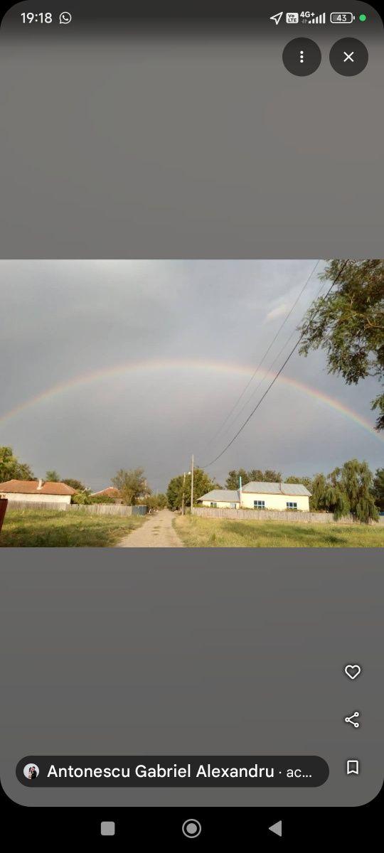 Vând teren intravilan de 2000 de metri pătrați