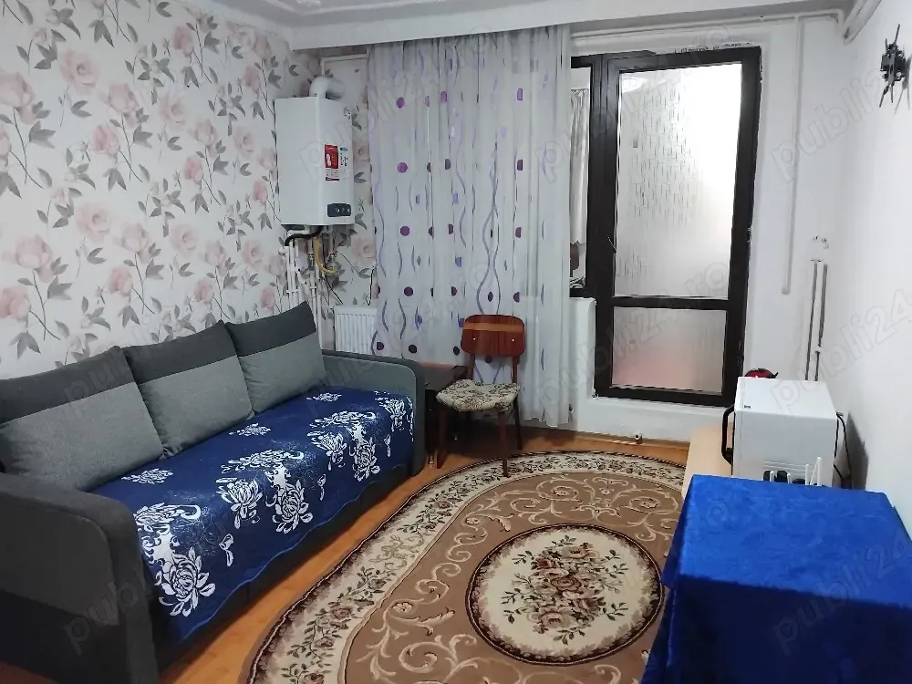 Garsonieră renovată,mobilata,zonă linistită,aproape de politie