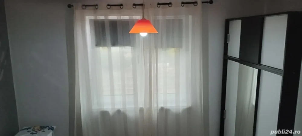 Cameră cămin renovată recent