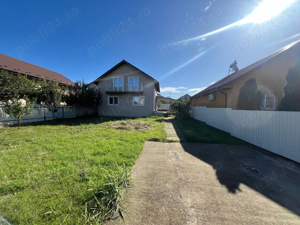 Casă de vânzare sau schimb cu apartament