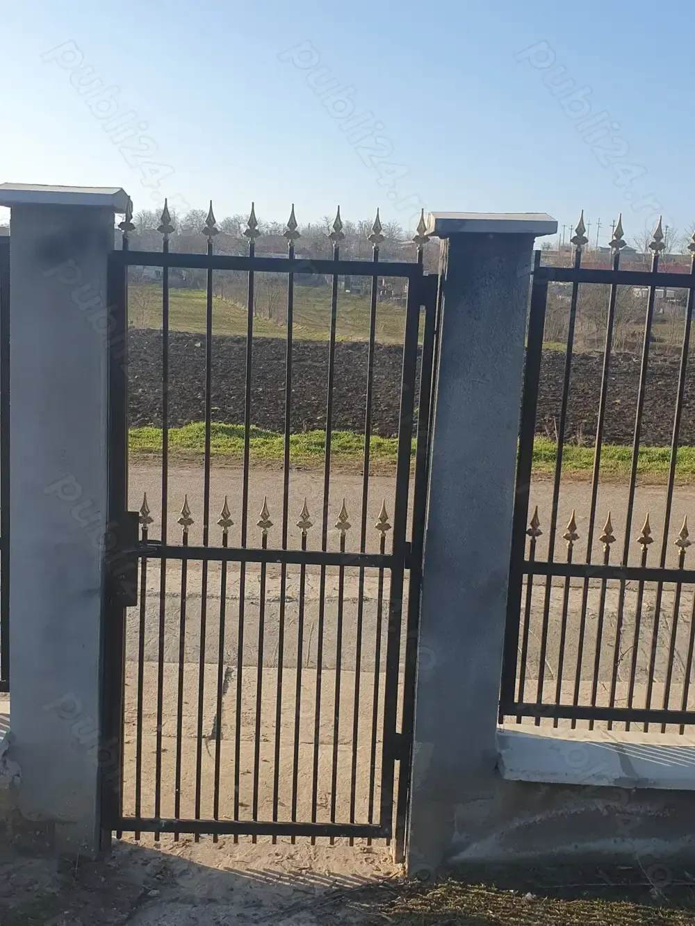 Vând teren intravilan Sat Rediu