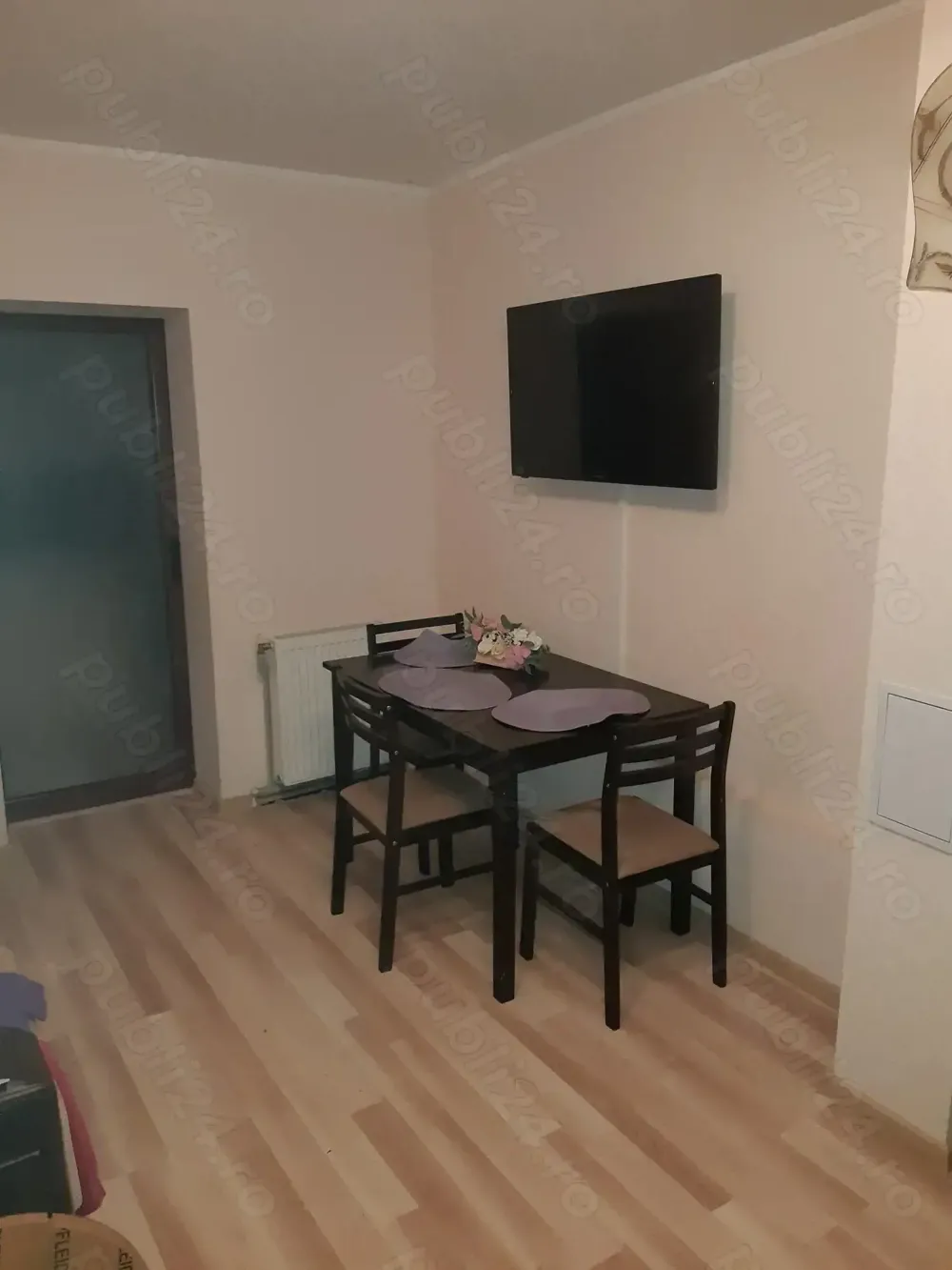Apartament 2 dormitoare si 1 living de inchiriat - imagine 1