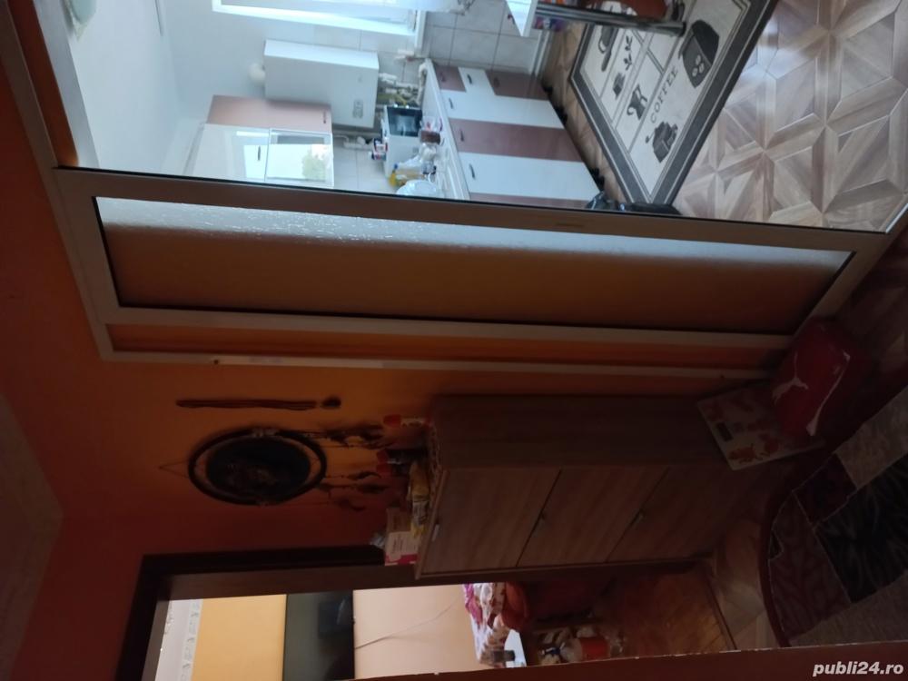 vand apartament 2 cam
