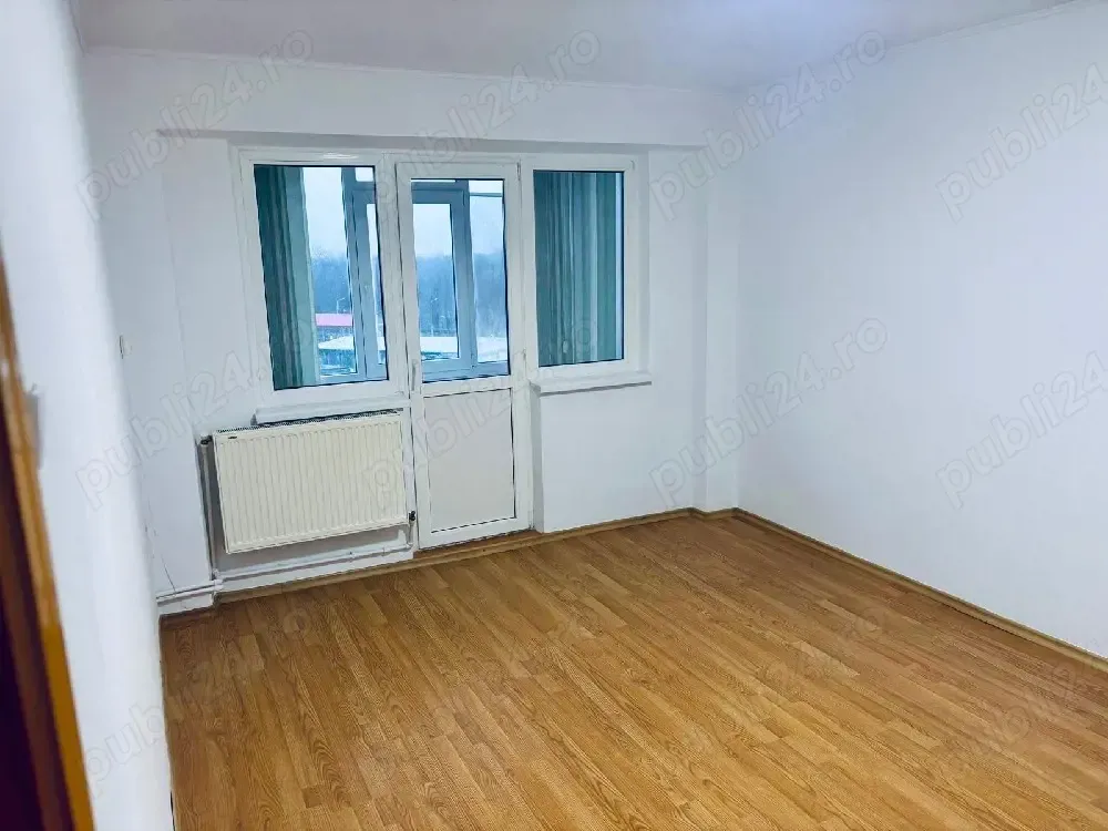 Proprietar vând apartament 3 camere - imagine 1