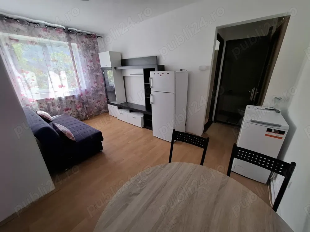 Proprietar vând apartament 3 camere hipodrom