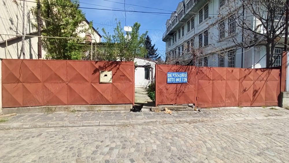 casă+teren ultracentral faleză - imagine 1