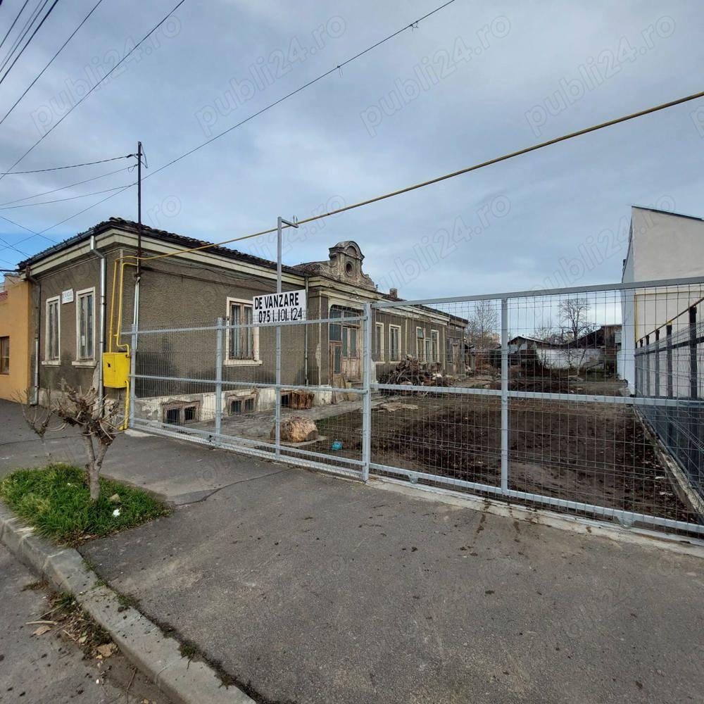 Teren si casa de vanzare - imagine 1