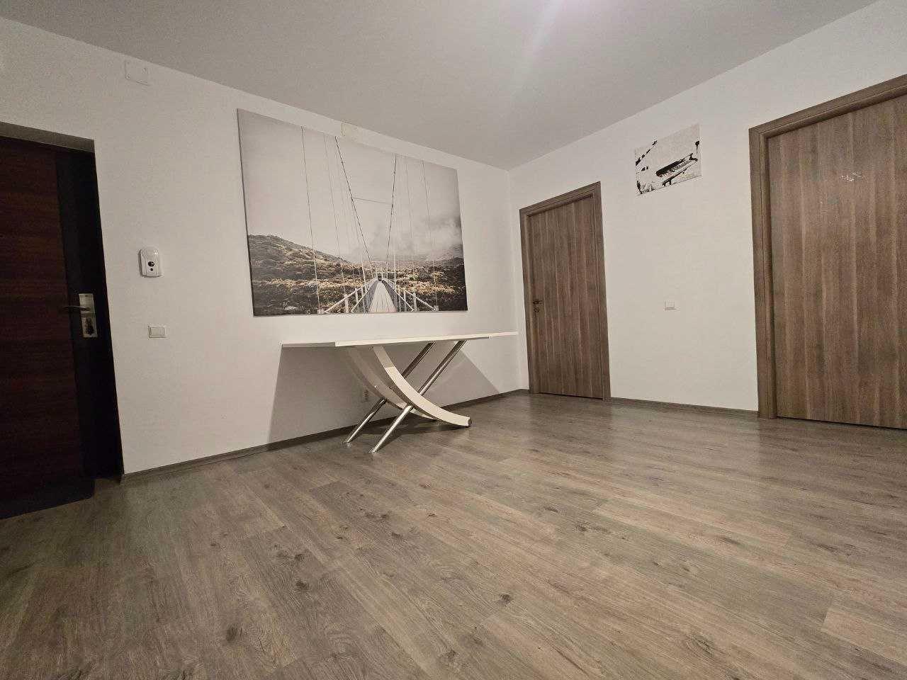 Spatiu comercial birouri/apartament zona BMW – 4 camere, parter, curte - imagine 1