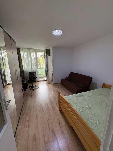 Garsoniera de inchiriat Zona Detunata