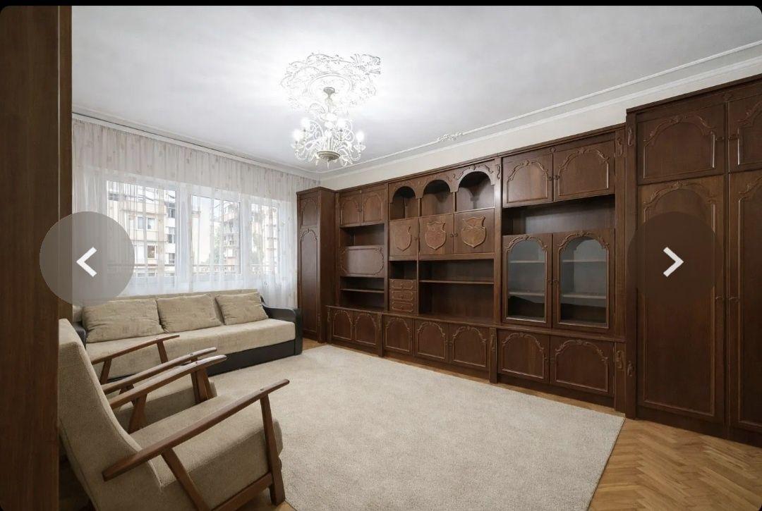 Apartament zona delfinariu