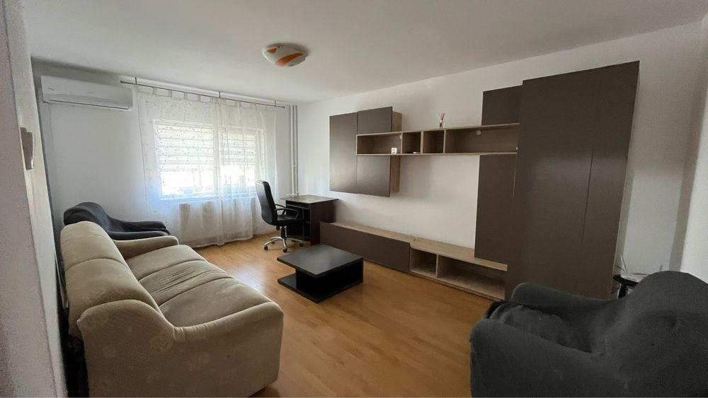 Apartament 2 camere ,renovat recent, zona Dacia