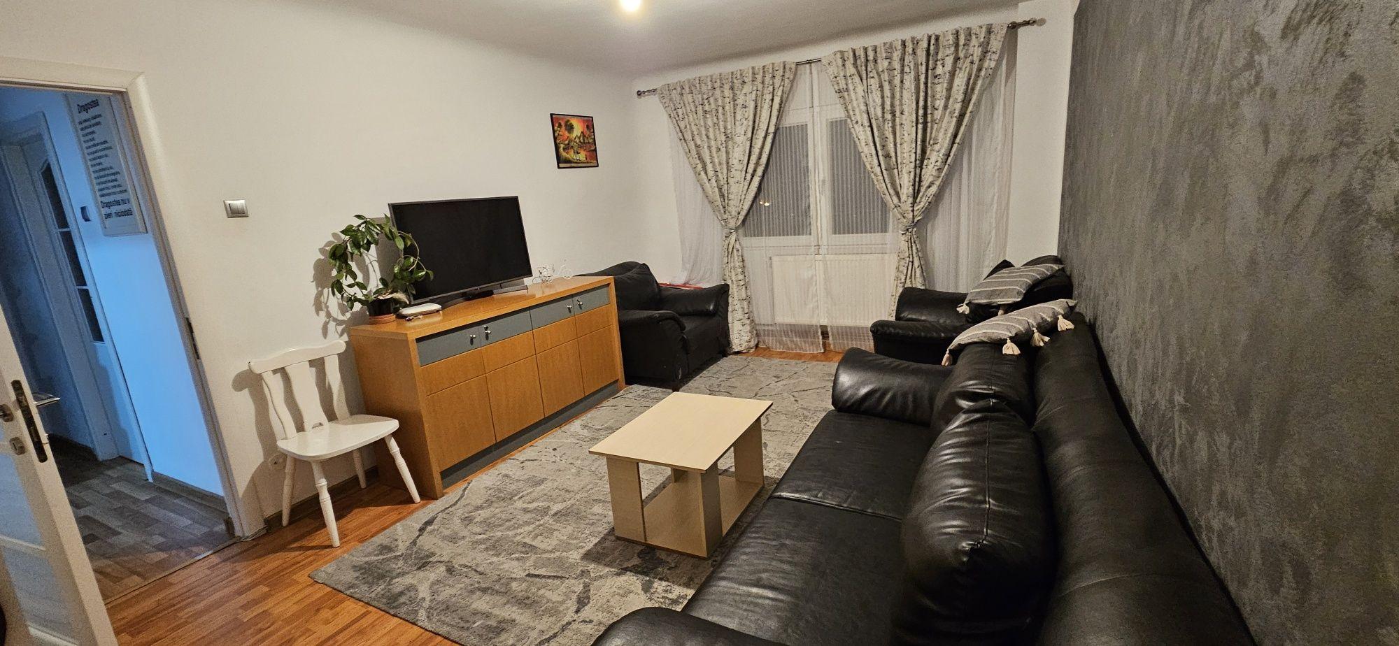 Apartament în Cornitoiu, 4 camere decomandat, mobilat, 87 mp, etaj 1-Bulevardul Dacia
