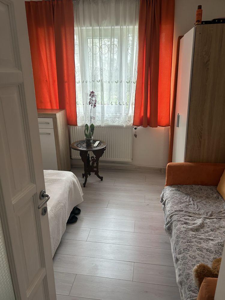 Vand apartament 2 camere. Decomandat - imagine 1