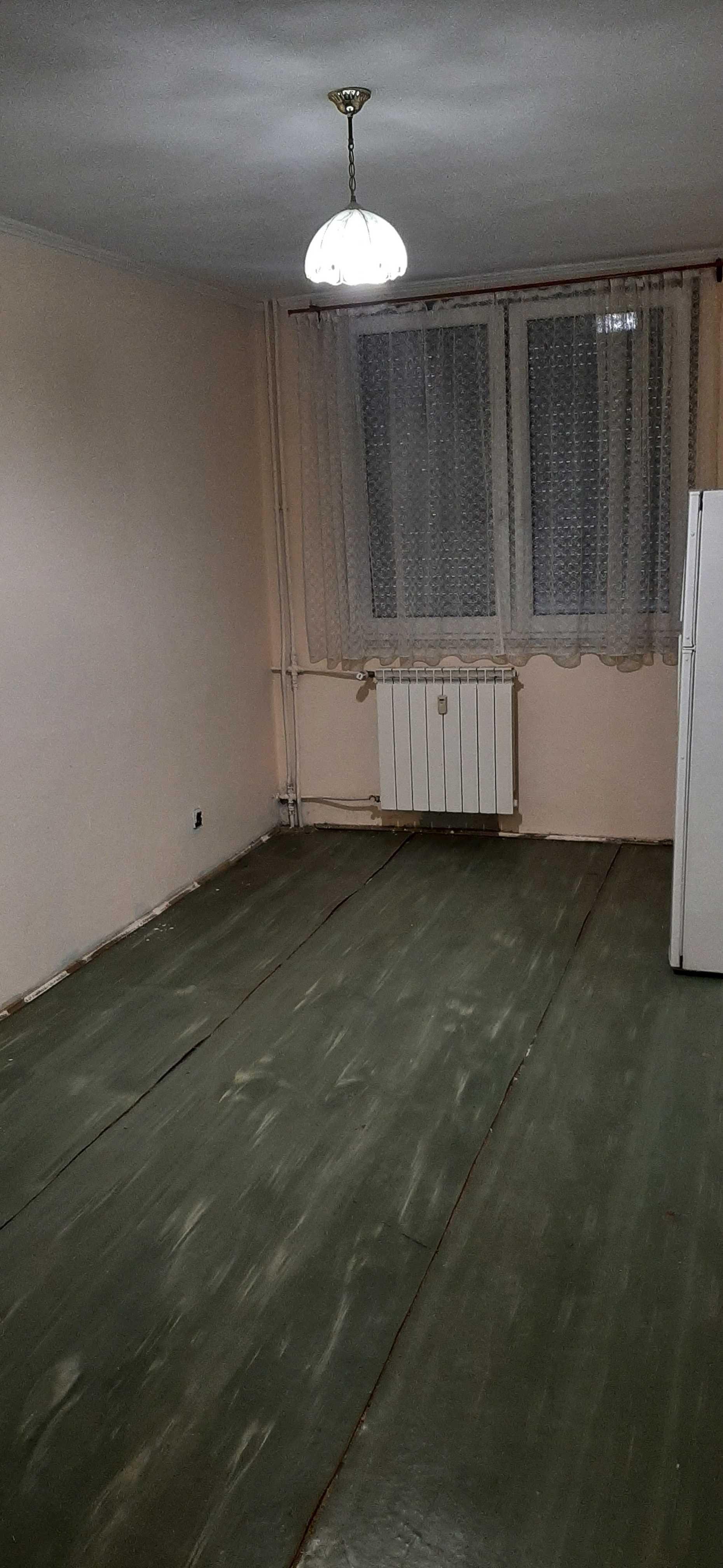 Vind apartament cu 2 camere