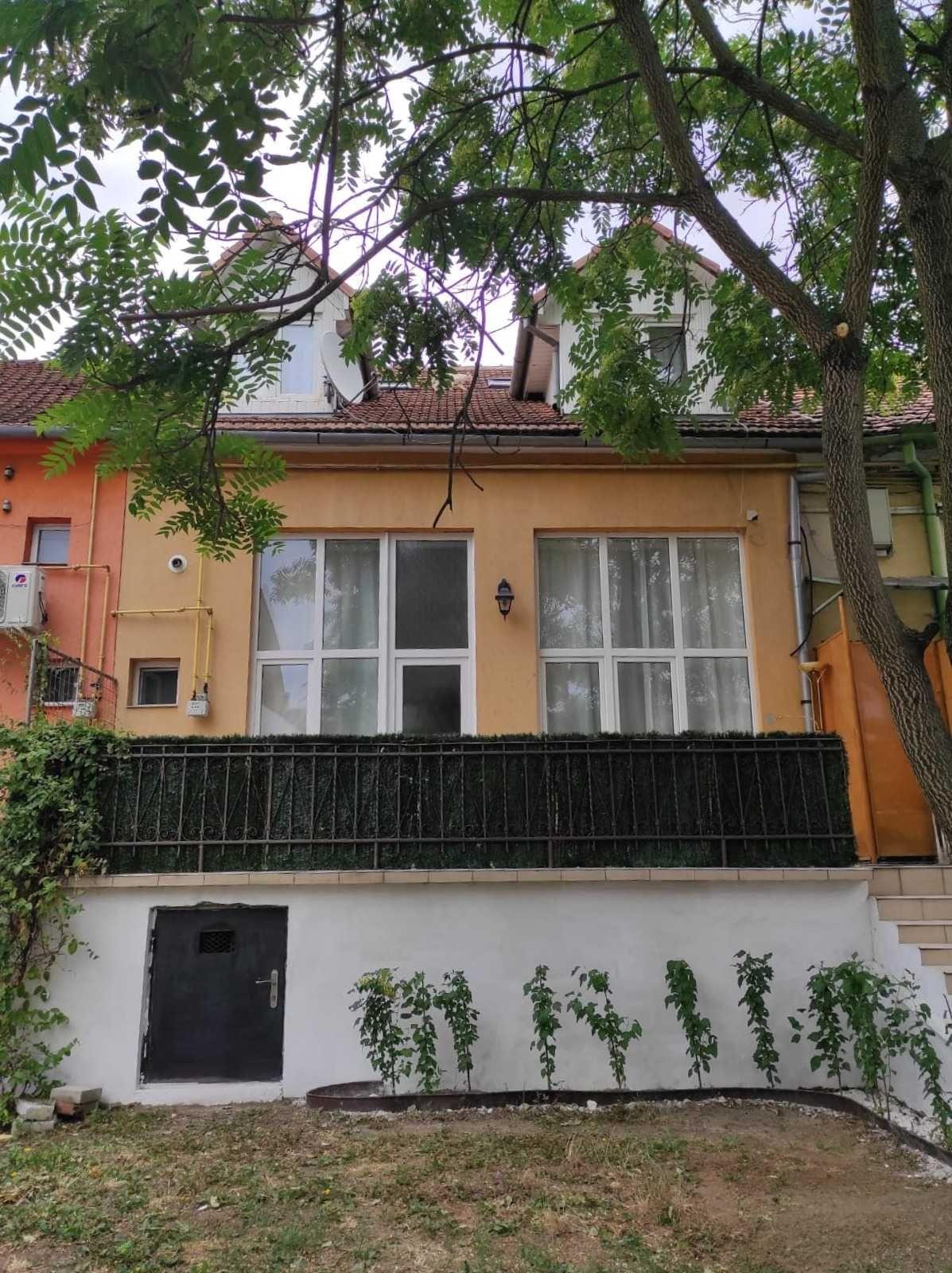 Casa de vanzare central