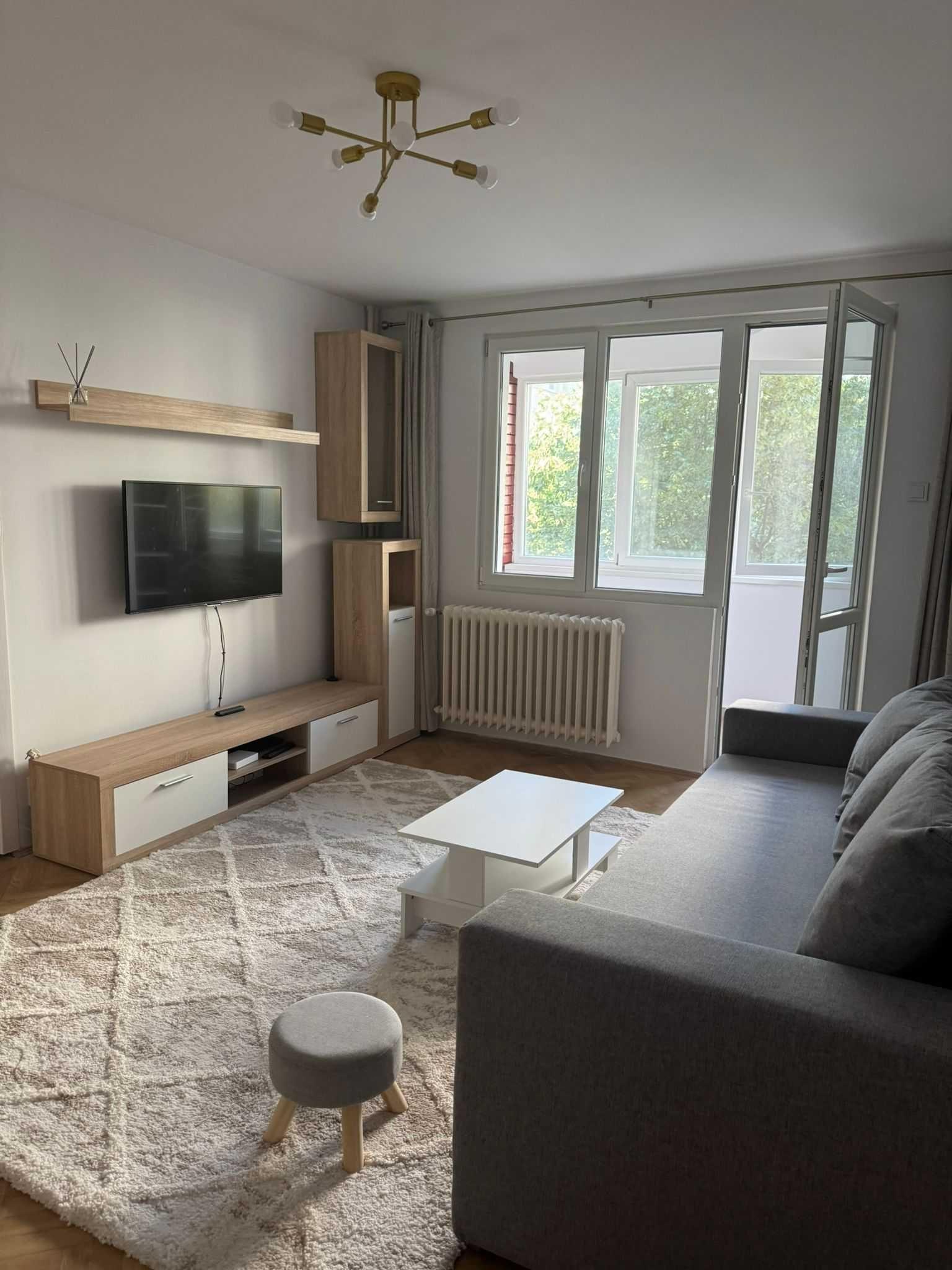 Chirie Titan - Piata Minis, 2 camere