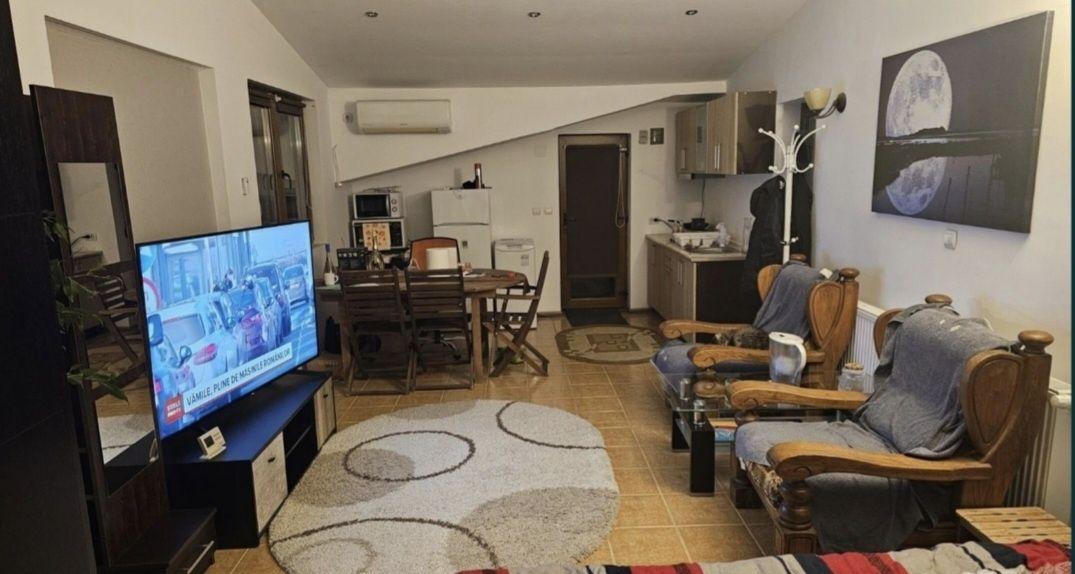 Garsonieră în vilă, 40mp, modernă deosebită, Sector 6, zona Plaza România.