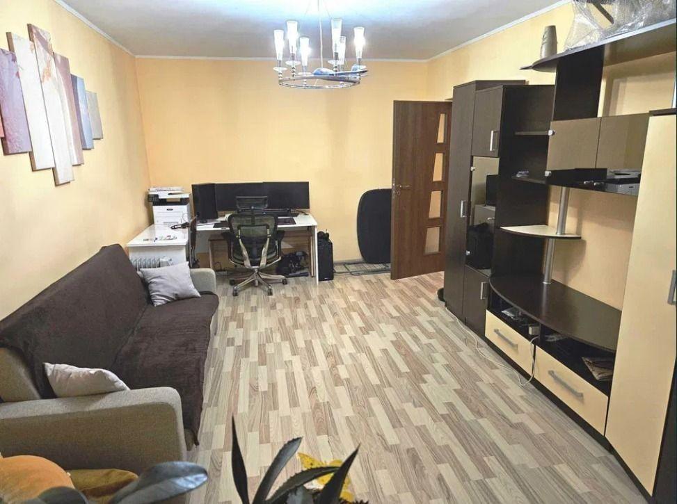 Închiriez apartament 2 camere Crângași Sector 6