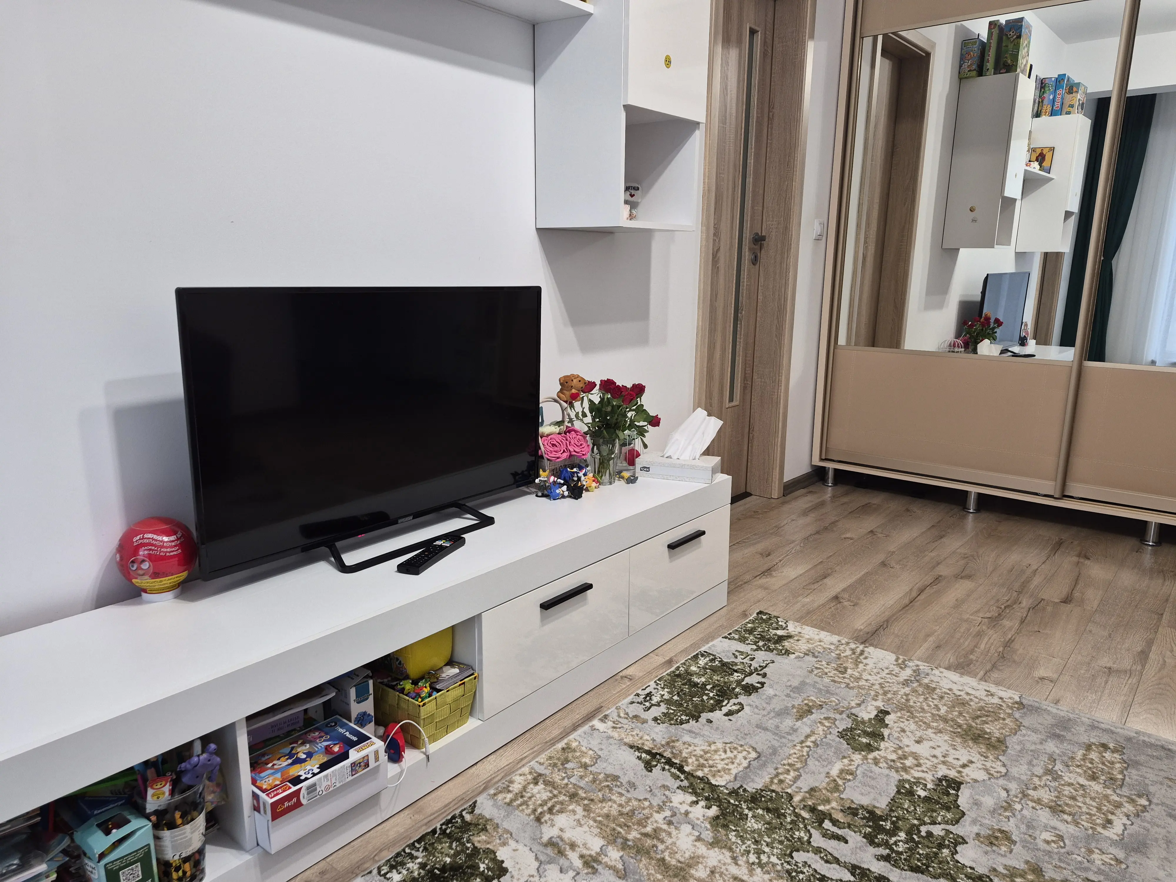 Apartament 2 camere Cug premium oraș  (persoană fizica)