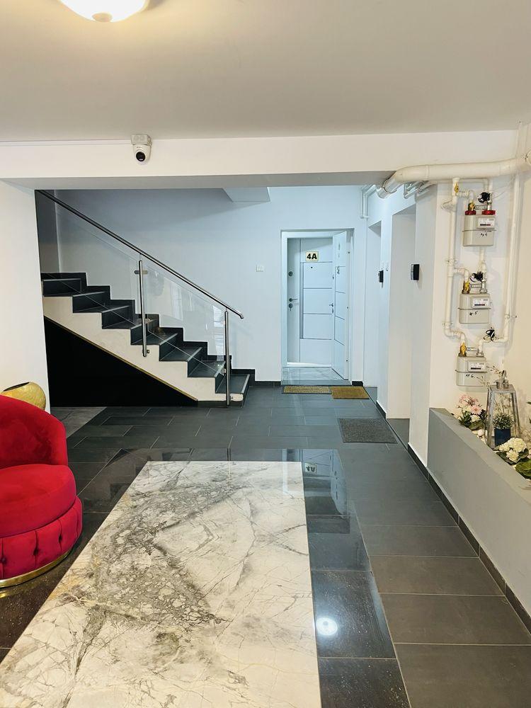 Apartament 3 camere , otopeni - imagine 1