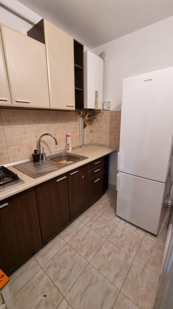 Închiriez garsonieră Luminisului  bloc 3 - imagine 1