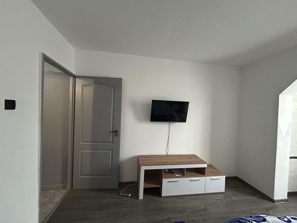 Inchiriez apartament 2 camere 57mp - imagine 1