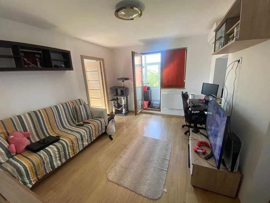 Apartment 2 camere zona Podu Ros Colegiul Emil Racovita